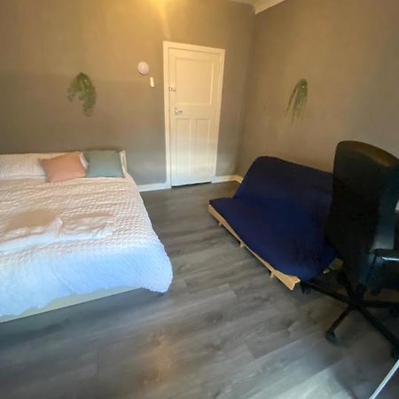 Lovely Private Room In Sandilands Dr Ab24 Aberdeen Eksteriør bilde